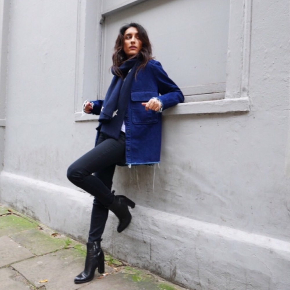 ZARA Trafaluc Frayed, Raw Hem Dark Denim J… - Picture 6 of 8